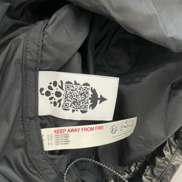 NWOT Free People Dew Drop Rain Jacket shiny black size XS - Picture 5 of 12